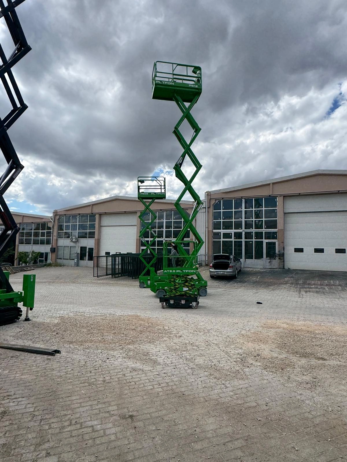 Akülü Makaslı Platformlar